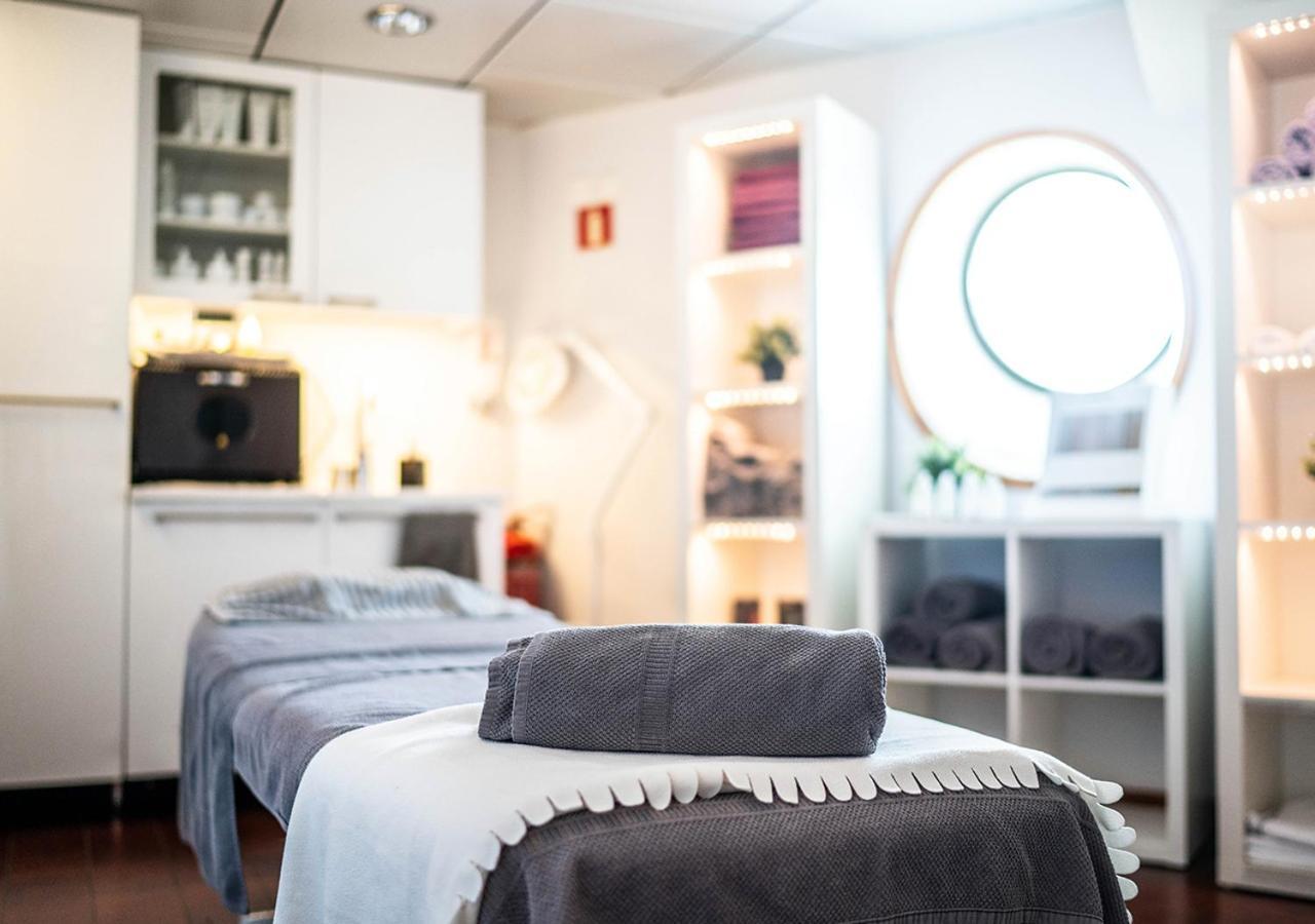 Viking Line Ferry Gabriella - One-Way Journey From Stockholm To Helsinki Hotel Ngoại thất bức ảnh