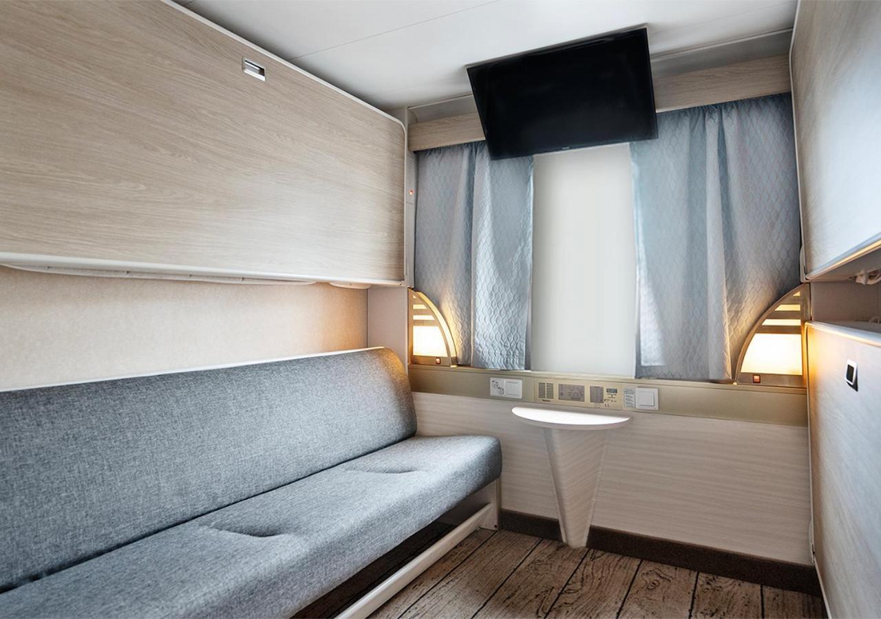 Viking Line Ferry Gabriella - One-Way Journey From Stockholm To Helsinki Hotel Phòng bức ảnh