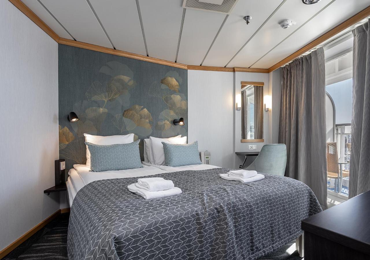 Viking Line Ferry Gabriella - One-Way Journey From Stockholm To Helsinki Hotel Ngoại thất bức ảnh