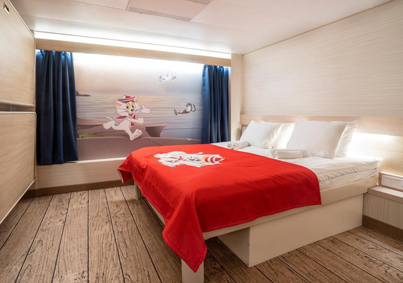 Viking Line Ferry Gabriella - One-Way Journey From Stockholm To Helsinki Hotel Phòng bức ảnh