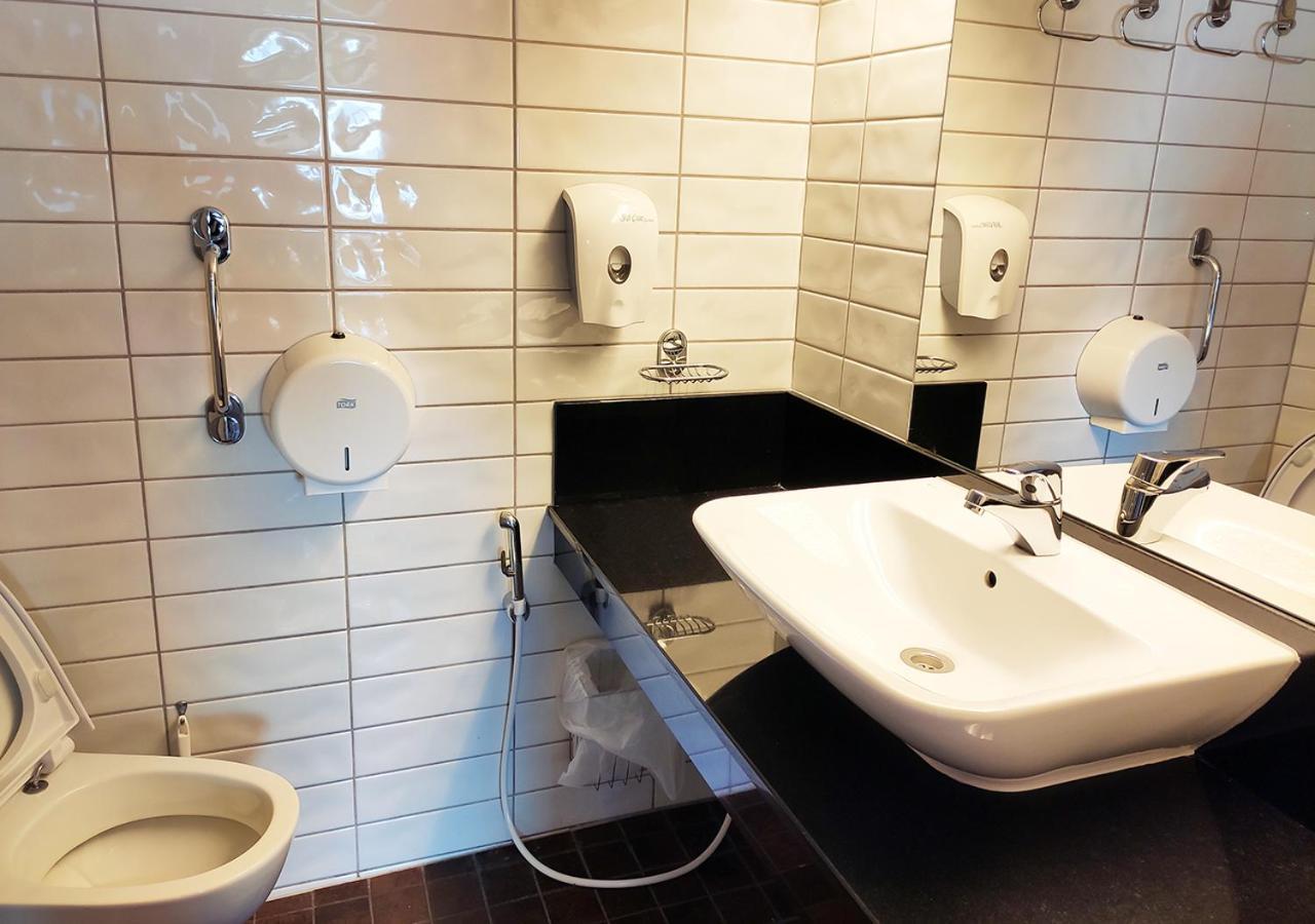 Viking Line Ferry Gabriella - One-Way Journey From Stockholm To Helsinki Hotel Phòng bức ảnh